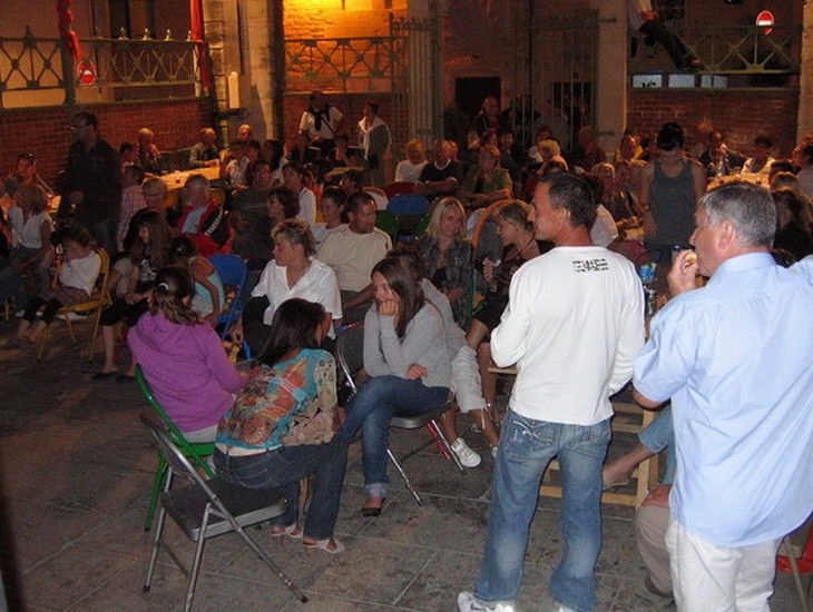 a027.jpg